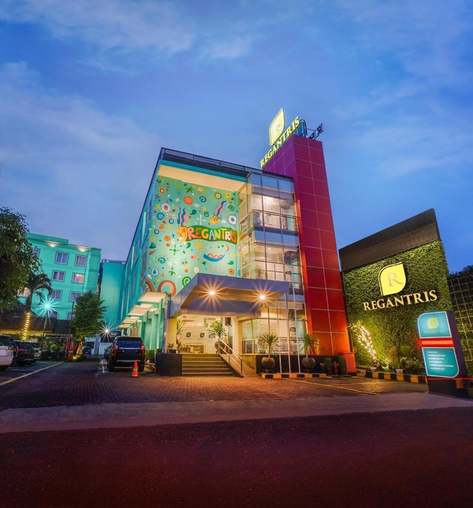 Regantris Malioboro Hotel Yogyakarta Exterior photo